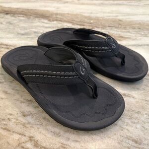 NWOT Olukai Hokua Quick-Drying Beach Sandals Flip Flops Black Men’s US 8 / EU 41